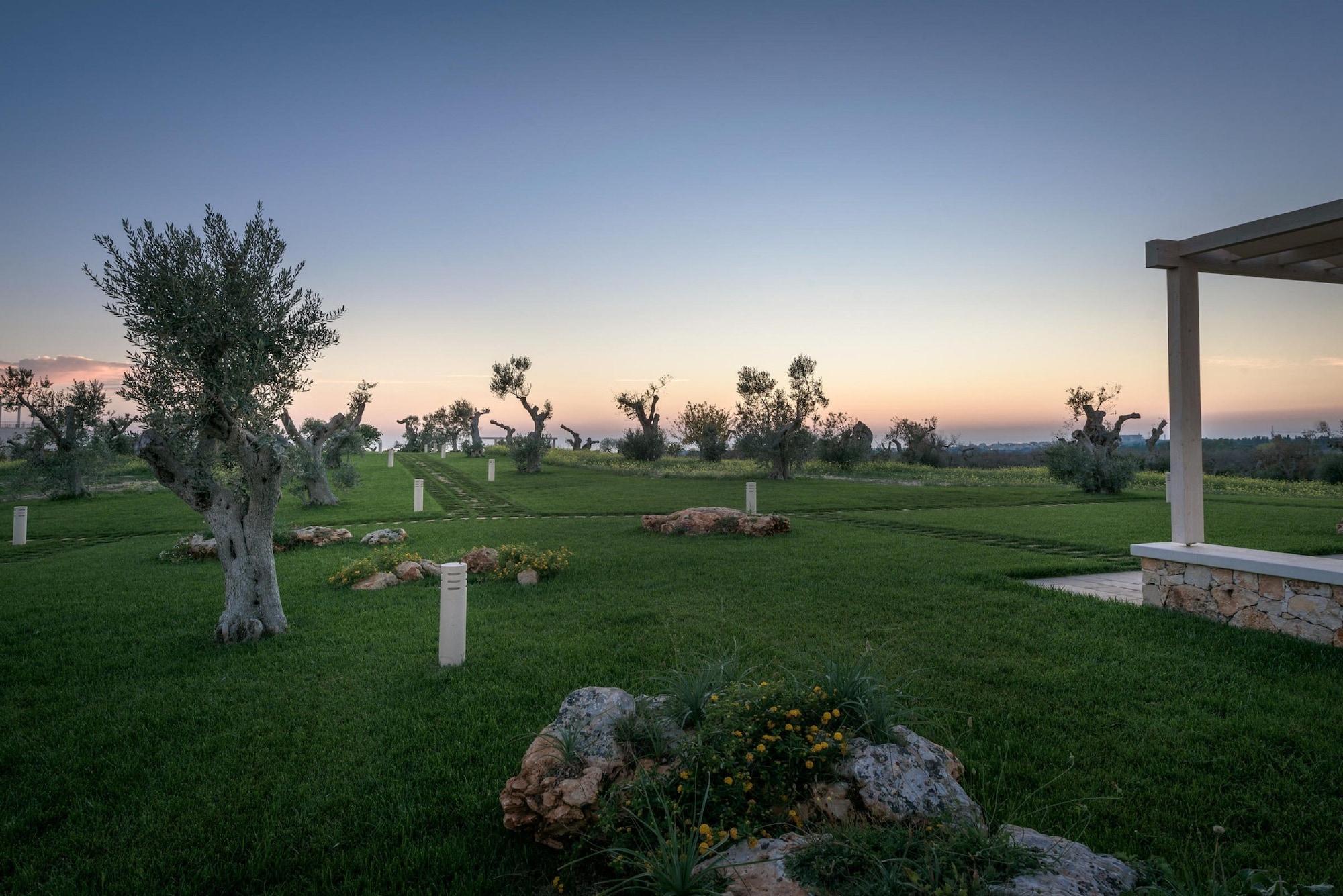 Tenuta Monticelli Bio Relais Алецио Екстериор снимка