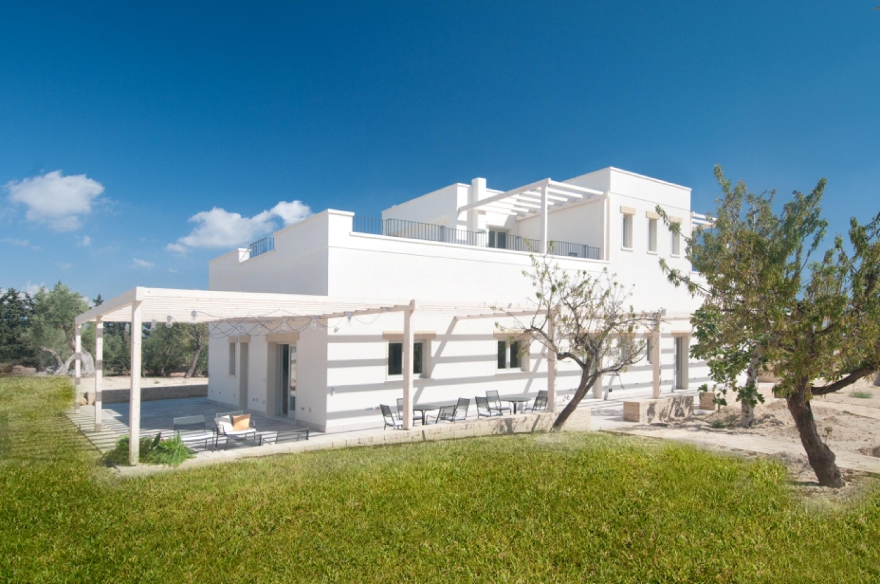 Tenuta Monticelli Bio Relais Алецио Екстериор снимка