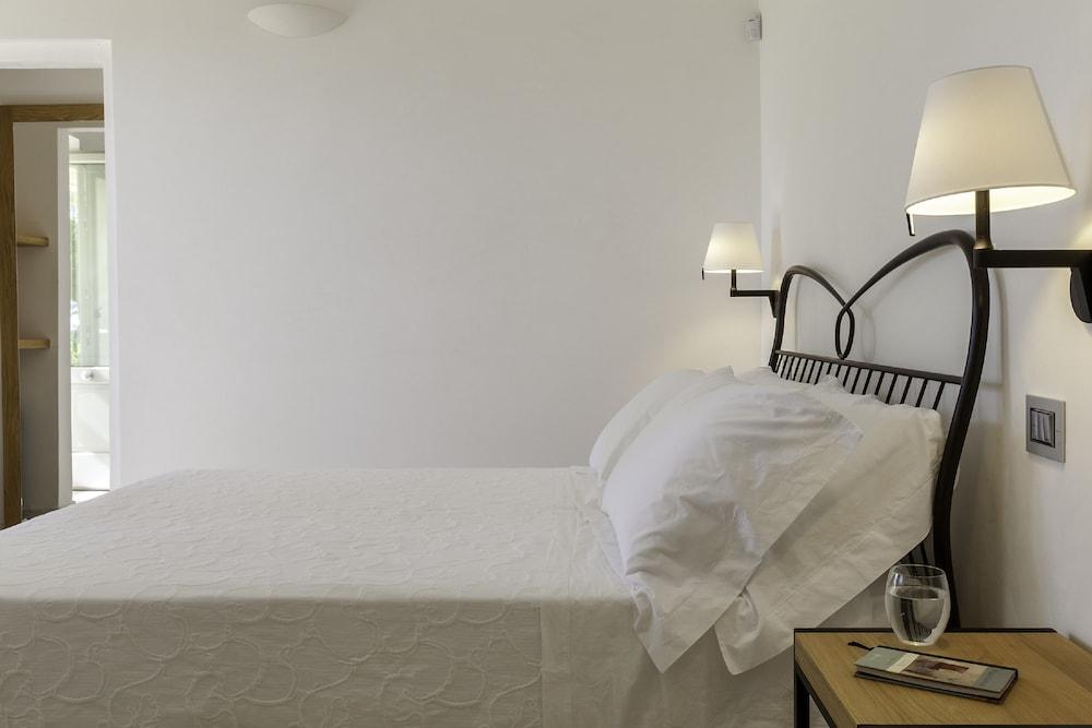 Tenuta Monticelli Bio Relais Алецио Екстериор снимка