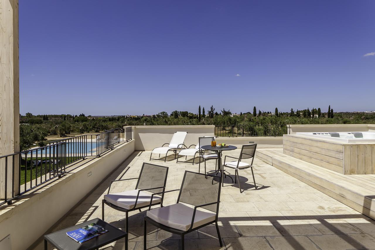 Tenuta Monticelli Bio Relais Алецио Екстериор снимка
