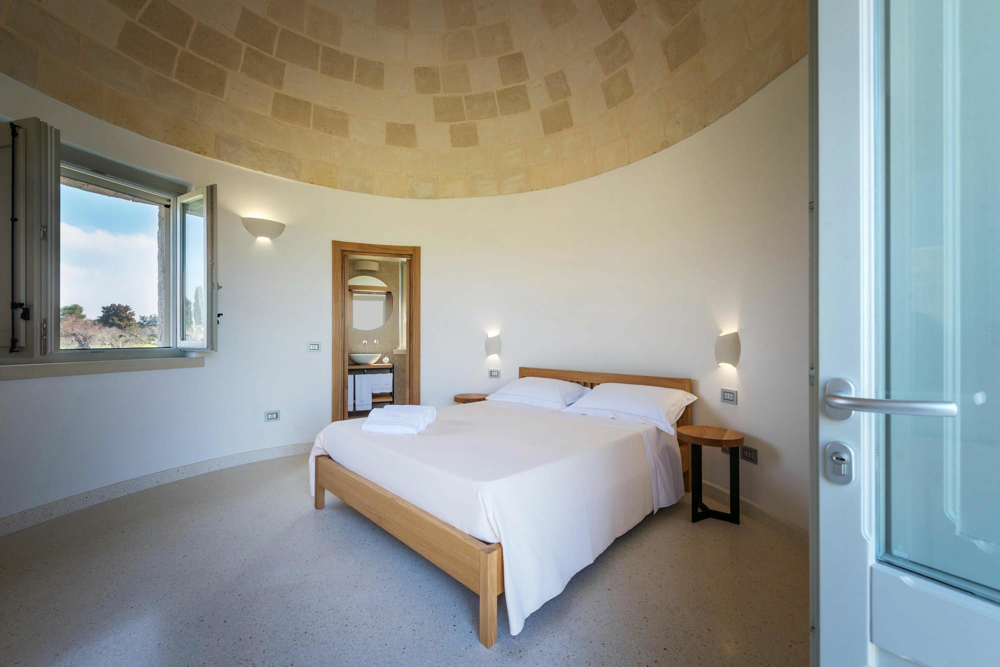 Tenuta Monticelli Bio Relais Алецио Екстериор снимка