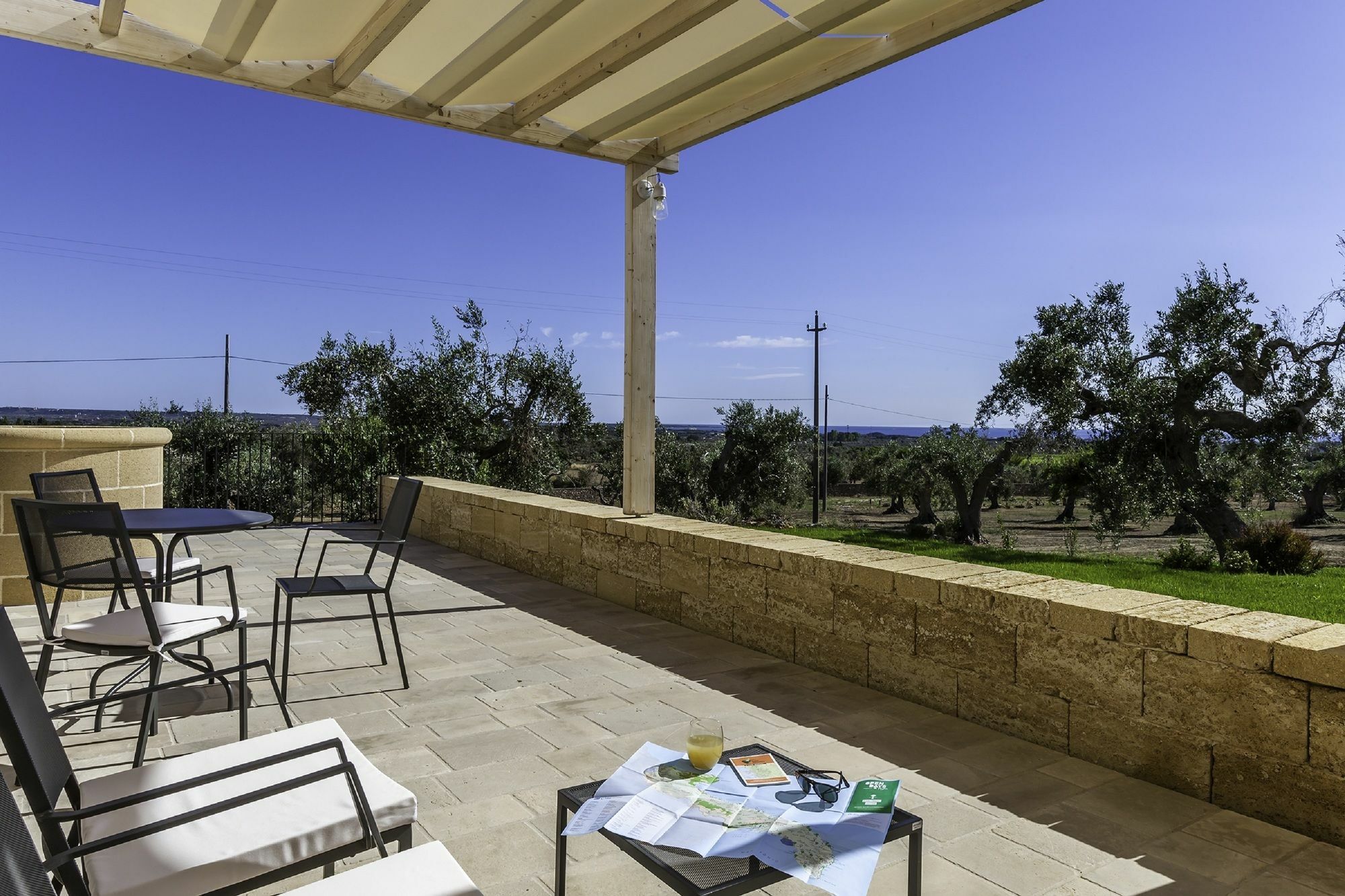 Tenuta Monticelli Bio Relais Алецио Екстериор снимка