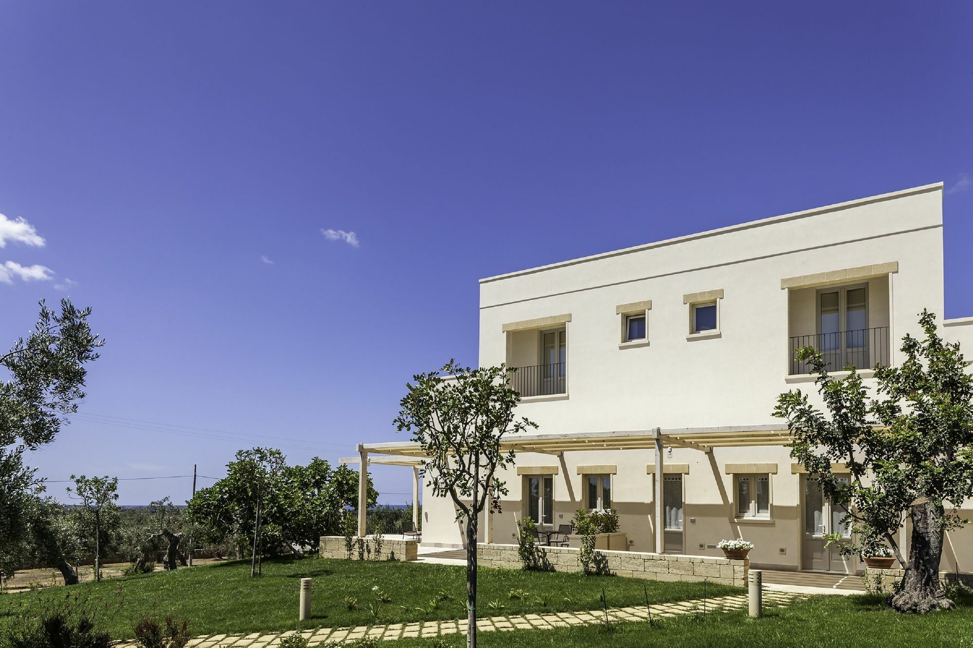 Tenuta Monticelli Bio Relais Алецио Екстериор снимка